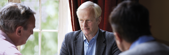 RS_EO_JONATHAN_8722_CONVERSATION_1300x430NEW